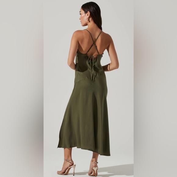 ASTR The Label Gaia Midi Dress - Picture 3 of 5